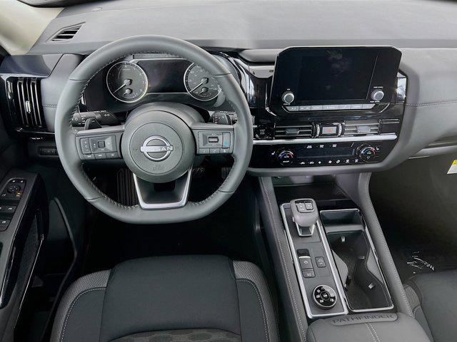 new 2025 Nissan Pathfinder car, priced at $39,578