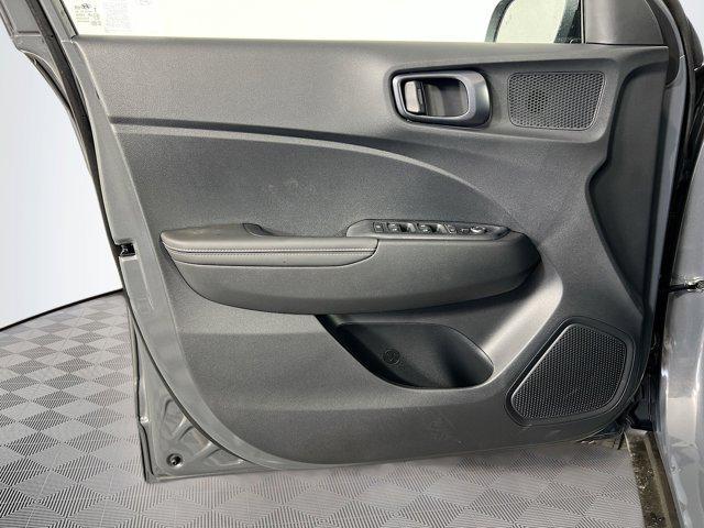 new 2025 Hyundai Venue car, priced at $25,550