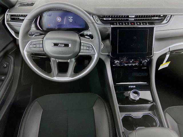 new 2025 Jeep Grand Cherokee car, priced at $42,708