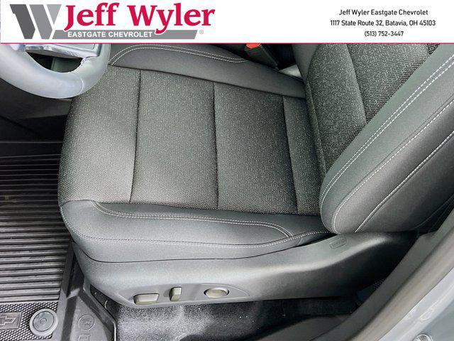 new 2026 Chevrolet Traverse car, priced at $43,275