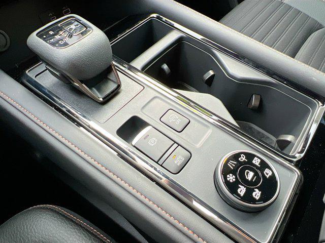 new 2025 Nissan Pathfinder car