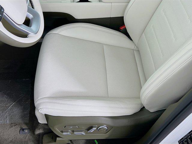 new 2025 Hyundai SANTA FE HEV car, priced at $51,400