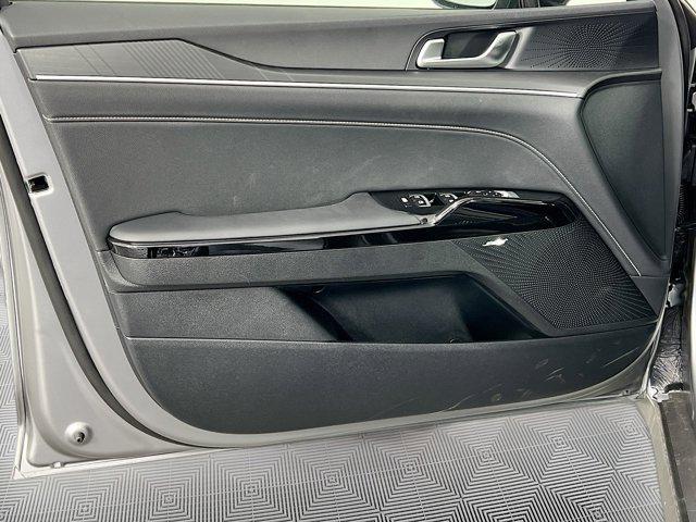new 2025 Kia K5 car, priced at $31,439