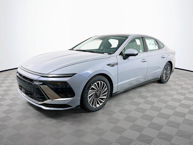new 2025 Hyundai Sonata Hybrid car, priced at $38,825