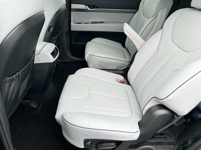 new 2025 Hyundai Palisade car, priced at $43,013