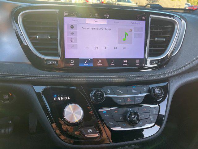 used 2021 Chrysler Pacifica car, priced at $20,850