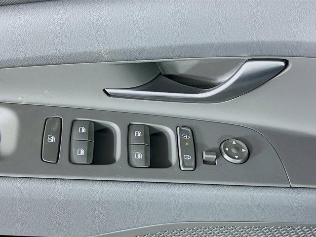 new 2025 Hyundai Elantra car, priced at $24,324