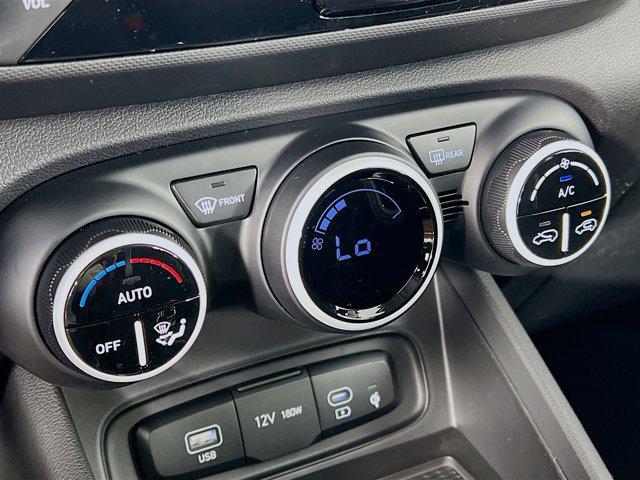 new 2025 Hyundai Venue car, priced at $25,540