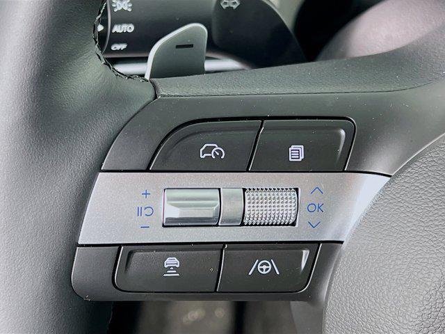 new 2025 Hyundai TUCSON Hybrid car, priced at $42,432
