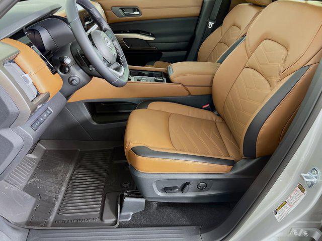 new 2025 Nissan Pathfinder car, priced at $49,423