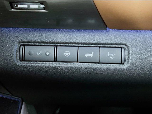 new 2025 Nissan Pathfinder car, priced at $49,423