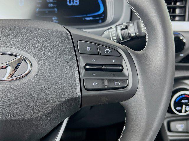 new 2025 Hyundai Venue car, priced at $26,140
