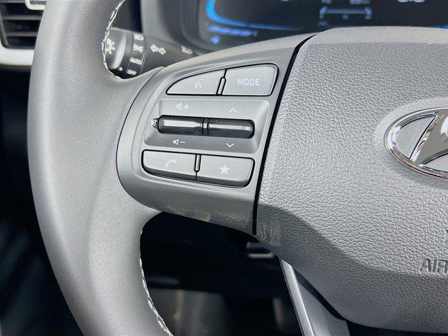 new 2025 Hyundai Venue car, priced at $26,140