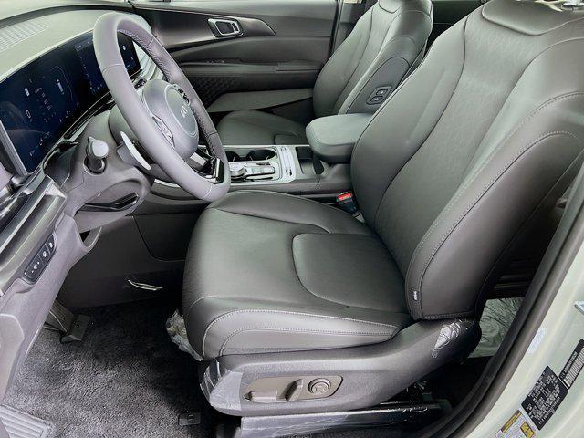 new 2026 Kia Carnival Hybrid car, priced at $48,749