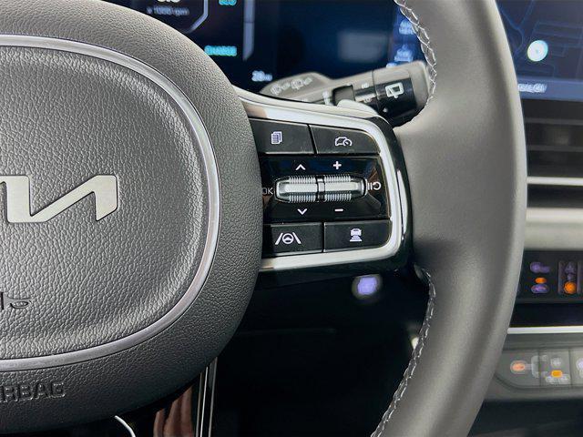 new 2026 Kia Carnival Hybrid car, priced at $48,749