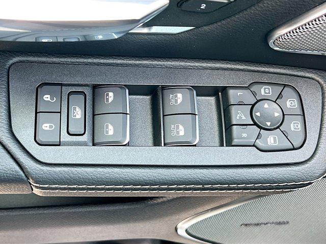 new 2025 Ram 1500 car, priced at $70,278