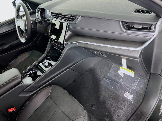 new 2025 Jeep Grand Cherokee L car, priced at $45,067