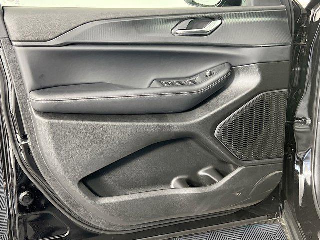 new 2025 Jeep Grand Cherokee L car, priced at $45,067
