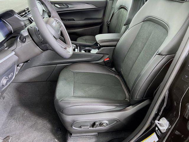 new 2025 Jeep Grand Cherokee L car, priced at $45,067