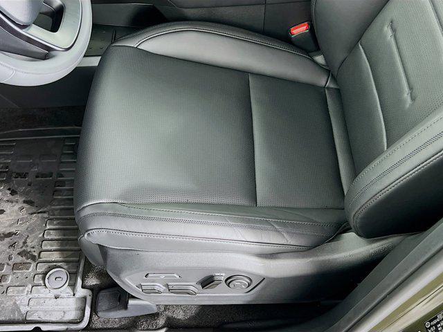 new 2025 Hyundai Santa Fe car, priced at $48,671