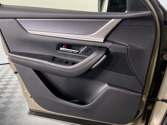 new 2025 Mazda CX-70 car, priced at $39,625
