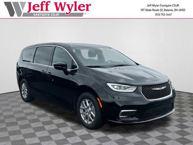 new 2026 Chrysler Pacifica car, priced at $46,438