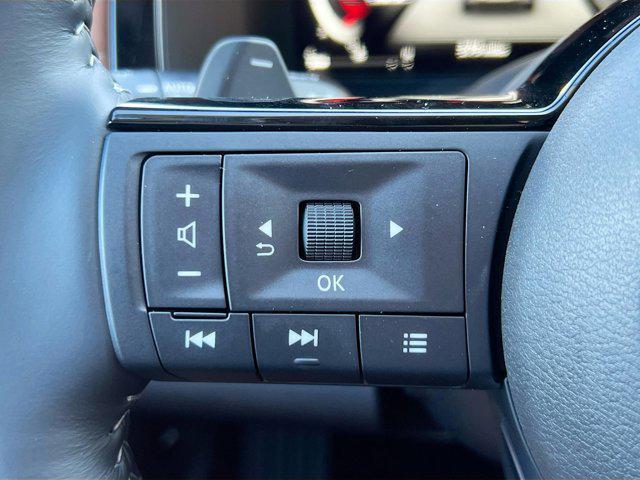 new 2025 Nissan Pathfinder car, priced at $44,318