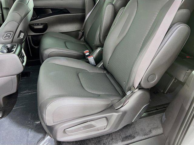 new 2026 Kia Carnival Hybrid car, priced at $52,269