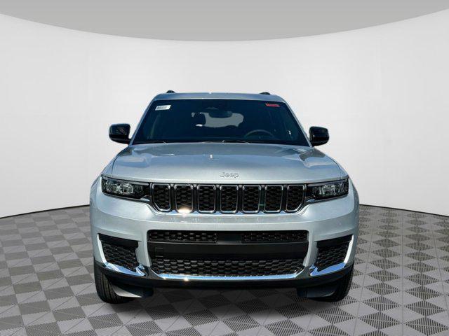 new 2024 Jeep Grand Cherokee L car, priced at $38,107