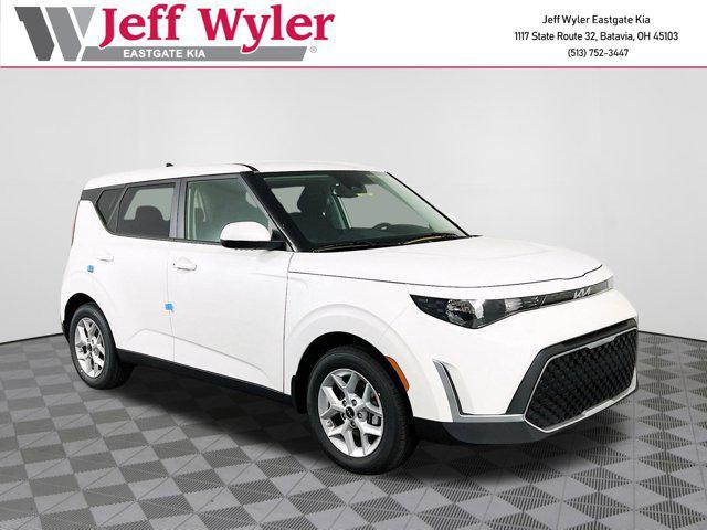 new 2025 Kia Soul car, priced at $22,537