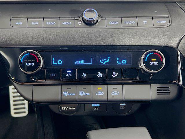 new 2025 Hyundai Elantra car, priced at $28,677