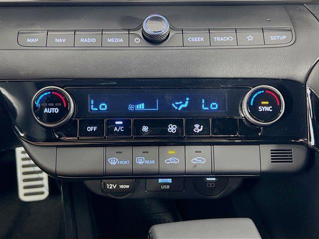 new 2025 Hyundai Elantra car, priced at $28,677