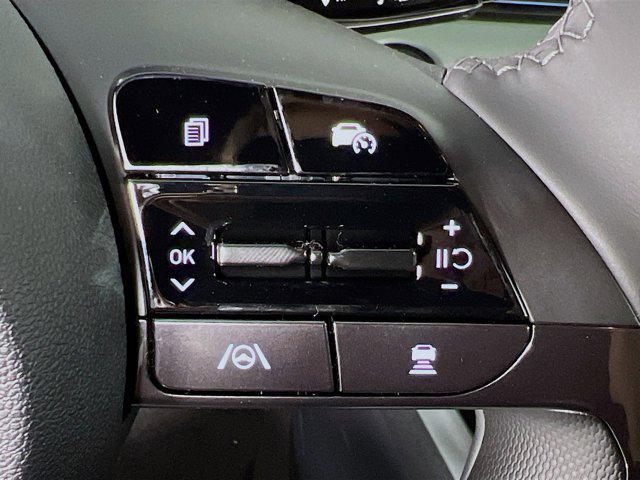 new 2025 Hyundai Elantra car, priced at $31,504