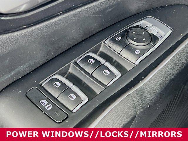 used 2022 Kia Sorento car, priced at $26,260