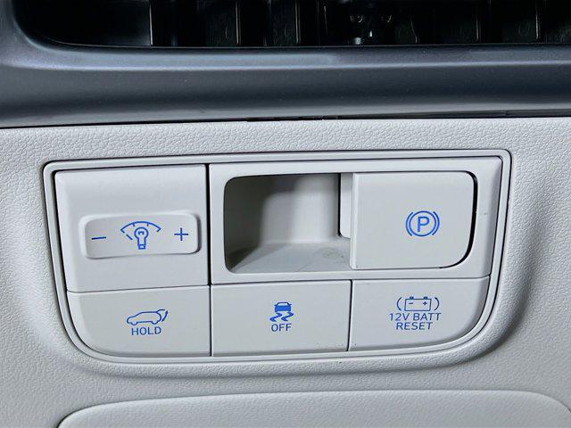 new 2026 Hyundai TUCSON Hybrid car, priced at $43,693