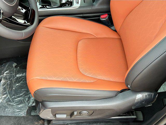 new 2025 Kia Carnival car, priced at $45,416