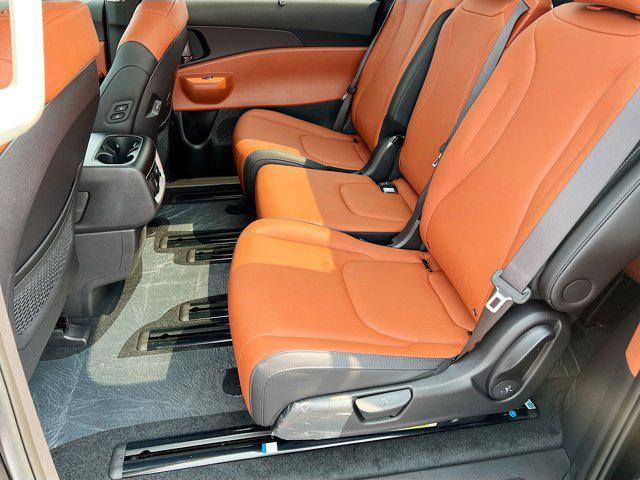 new 2025 Kia Carnival car, priced at $45,416
