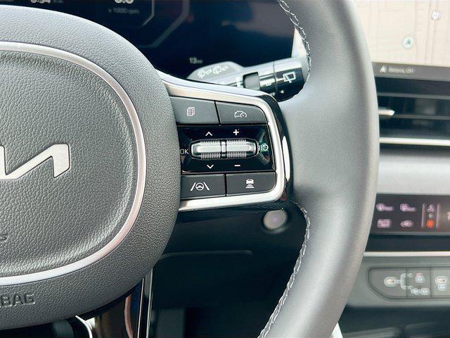 new 2025 Kia Carnival car, priced at $45,416