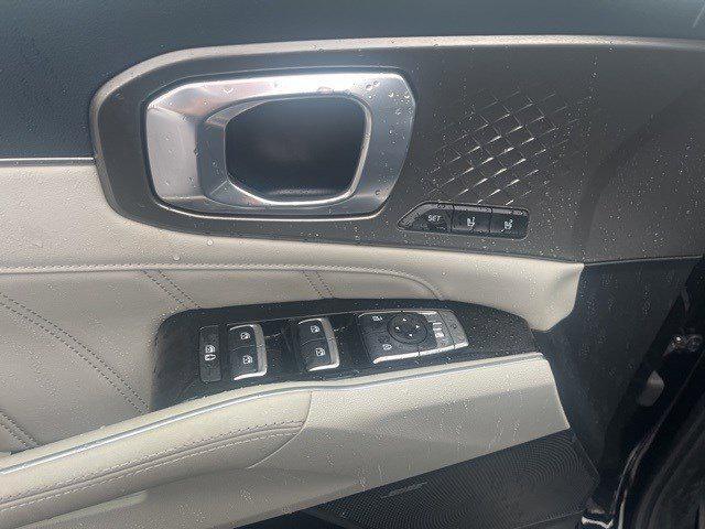 used 2022 Kia Sorento car, priced at $36,128