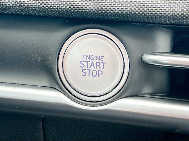 new 2025 Hyundai TUCSON Hybrid car, priced at $42,068