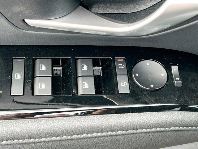 new 2025 Hyundai TUCSON Hybrid car, priced at $42,068