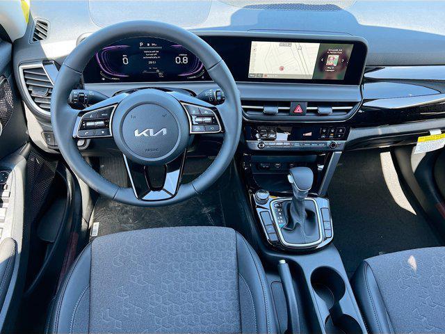 new 2025 Kia Seltos car, priced at $25,683