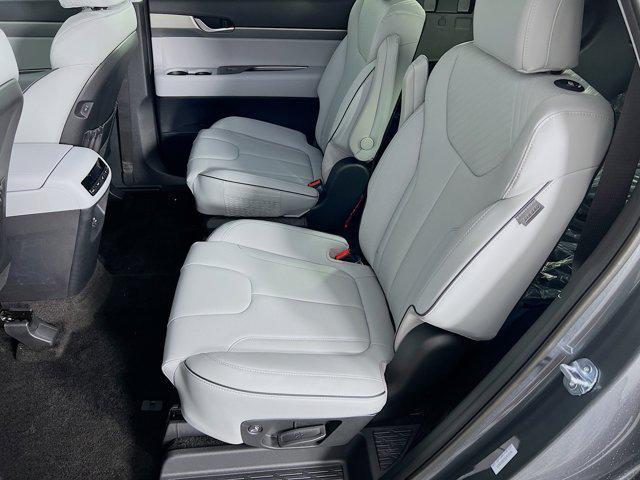 new 2025 Hyundai Palisade car, priced at $43,118
