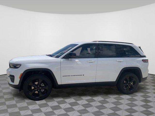 new 2024 Jeep Grand Cherokee car, priced at $42,626