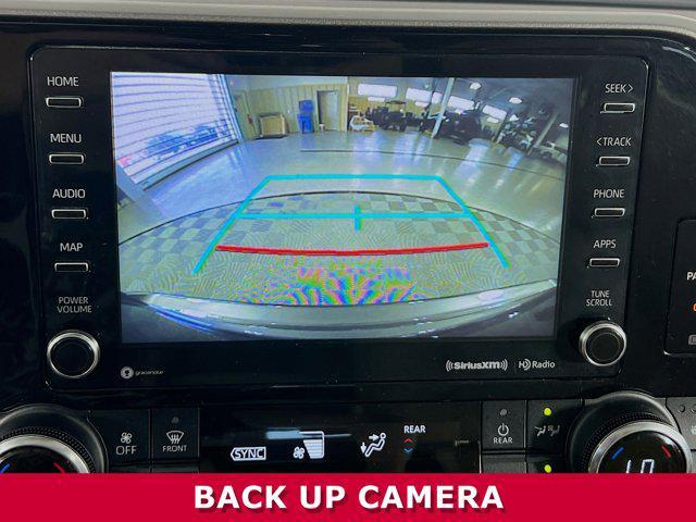 used 2022 Toyota Highlander car, priced at $38,969