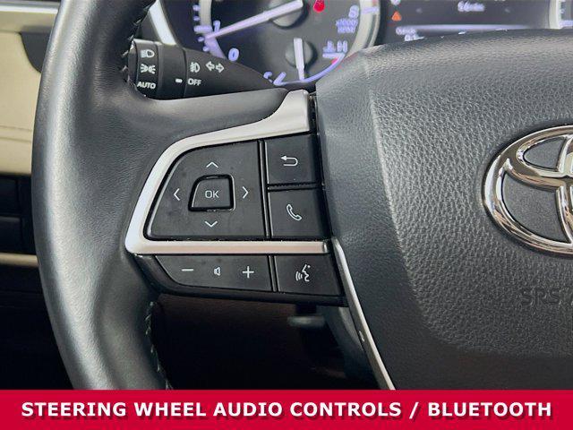 used 2022 Toyota Highlander car, priced at $38,969