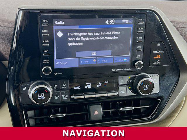 used 2022 Toyota Highlander car, priced at $38,969
