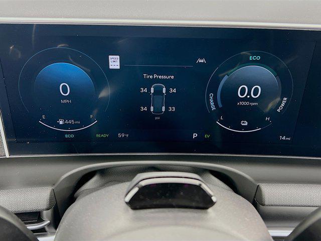 new 2025 Hyundai TUCSON Hybrid car, priced at $37,481