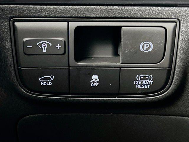 new 2025 Hyundai TUCSON Hybrid car, priced at $37,481