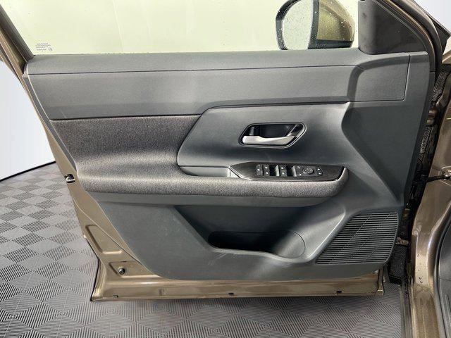 new 2025 Nissan Kicks car, priced at $25,130